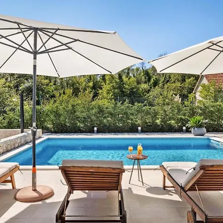 Grazia By Guide Villa *