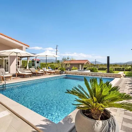 Grazia By Guide Villa *