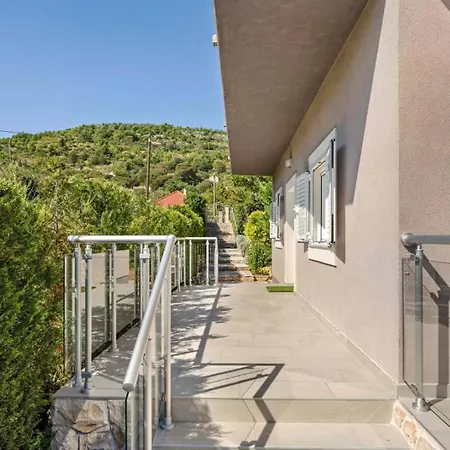 Villa Grazia By Guide