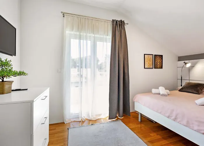 Grazia By Guide Siveric